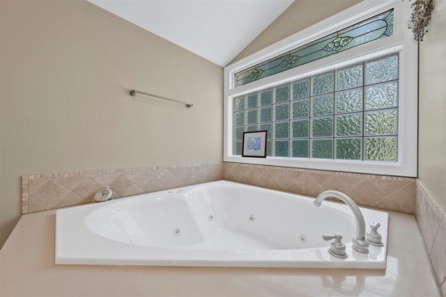 2037 Middle Bridge Rd, House other with 4 bedrooms, 5 bathrooms and null parking in Bowling Green KY | Image 43