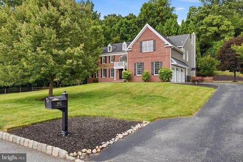 1659 Linda Dr, WEST CHESTER, PA, 19380-7500 | Card Image
