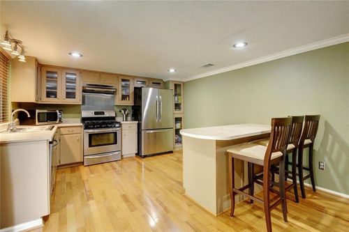8203 Beaver Brook Ln, Austin, TX, 78748-5421 | Card Image