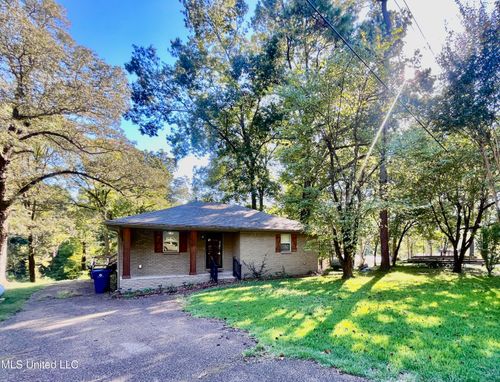 10653 Ben Lomond Cv, Hernando, MS, 38632-4275 | Card Image