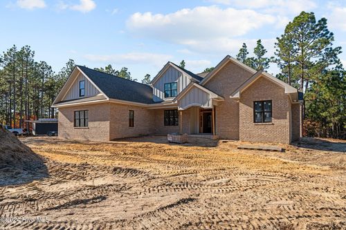 201 Meyer Farm Drive, Pinehurst, NC, 28374 | Card Image