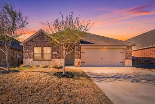 1012 Grand View Dr, Ennis, TX, 75119-1799 | Card Image