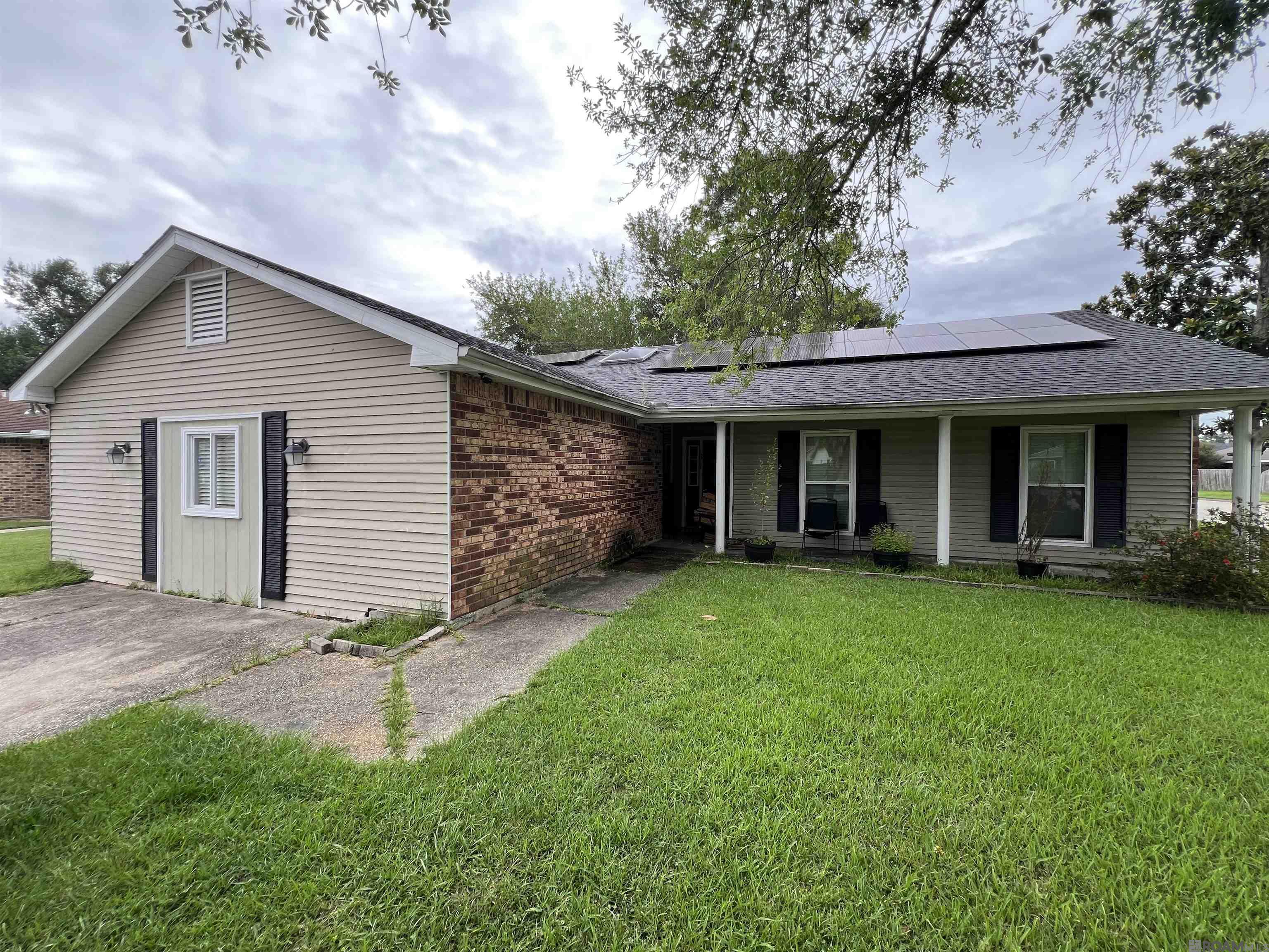 1511 Admiral Nelson Dr, For Sale in Slidell - eXp Realty
