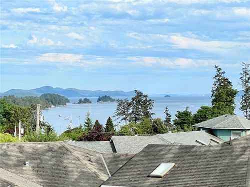 3-130 Corbett Rd, Salt Spring, BC, V8K1T2 | Card Image
