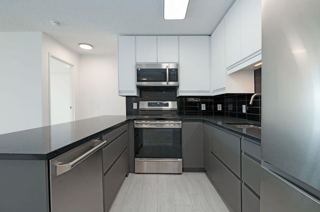 12 - 3012 Edenwold Heights Nw, Condo with 2 bedrooms, 2 bathrooms and 1 parking in Calgary AB | Image 8