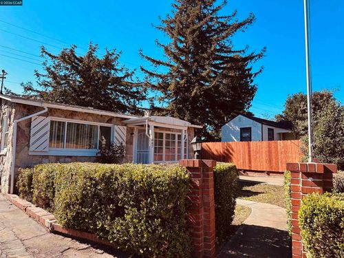447 Maple Ave, Vallejo, CA, 94591-7456 | Card Image