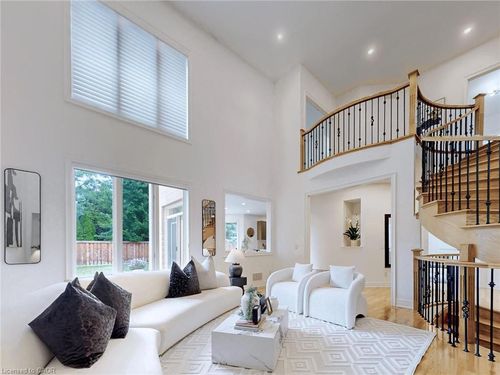 2238 Lyndhurst Dr, Oakville, ON, L6H7V4 | Card Image