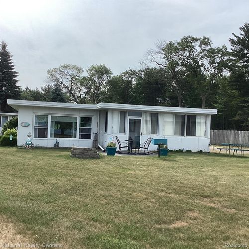 5-6024 Port Austin Rd, Caseville, MI, 48725-9795 | Card Image