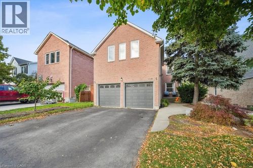 1173 Bridlewood Trail, Oakville, ON, L6M2L3 | Card Image