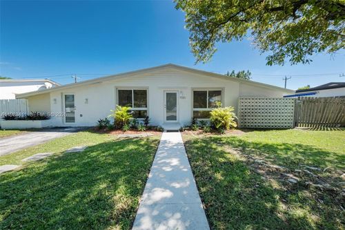 9380 Caribbean Blvd, Cutler Bay, FL, 33189-1512 | Card Image