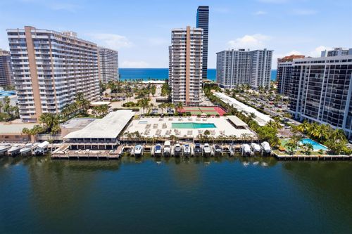 17d-1985 S Ocean Drive, Hallandale Beach, FL, 33009 | Card Image