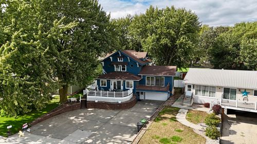 506 W Lake Ave, Worthington, MN, 56187-1271 | Card Image