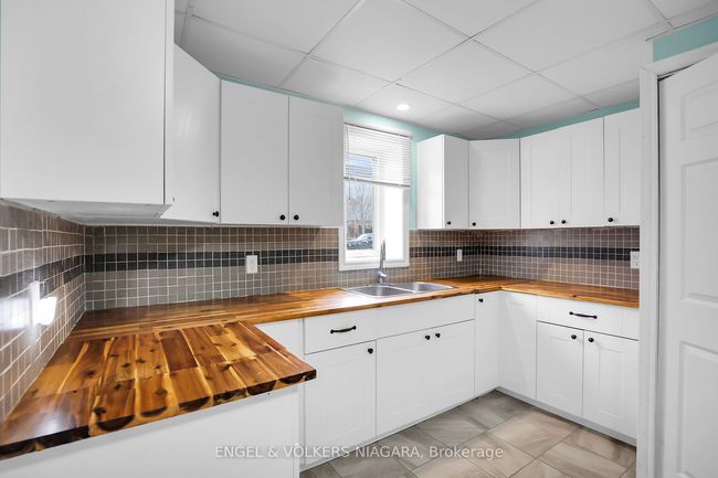 28 Cherry Ridge Blvd, House other with 4 bedrooms, 4 bathrooms and 4 parking in Fenwick ON | Image 20