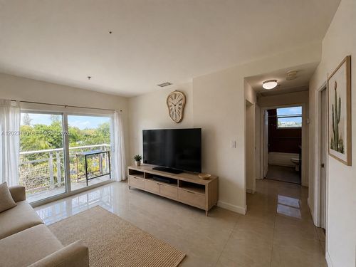 404-529 Ne 62nd St, Miami, FL, 33138-6146 | Card Image