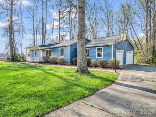 347 Crestview St, Rutherfordton, NC, 28139-3113 | Card Image