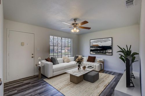 1221 Stanford St, Greenville, TX, 75401-5944 | Card Image
