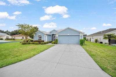 1706 Sw 157th Place Road, House other with 3 bedrooms, 2 bathrooms and null parking in Ocala FL | Image 2