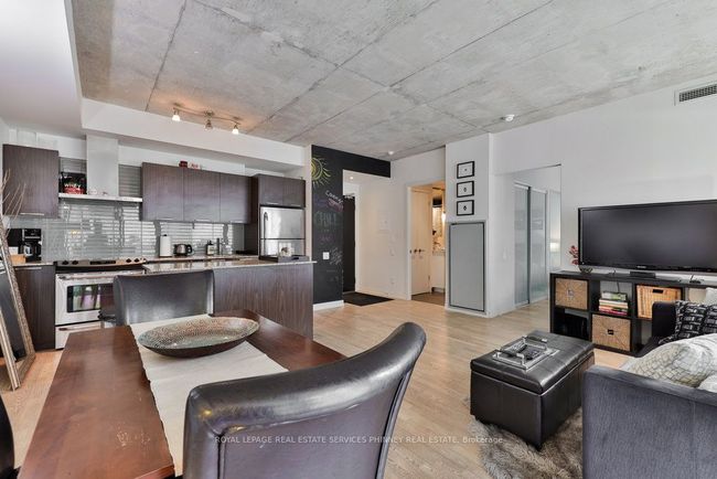 207 - 650 King St W, Condo with 1 bedrooms, 1 bathrooms and null parking in Toronto ON | Image 8