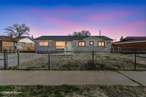 10310 Kellogg St, El Paso, TX, 79924-2902 | Card Image