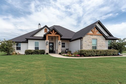 1512 W Trail Ln, Cleburne, TX, 76033-8853 | Card Image