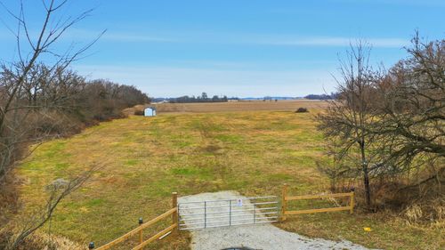 8795 Selma Rd, South Charleston, OH, 45368-9657 | Card Image