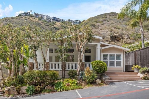 k48-30802 Coast Hwy, Laguna Beach, CA, 92651-4206 | Card Image