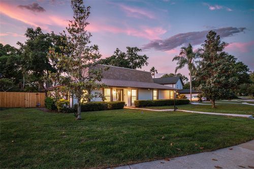 13313 Golf Crest Cir, TAMPA, FL, 33618-8648 | Card Image