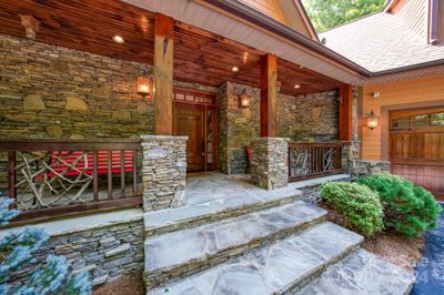 385 Silverado Trail, House other with 5 bedrooms, 3 bathrooms and null parking in Whittier NC | Image 3