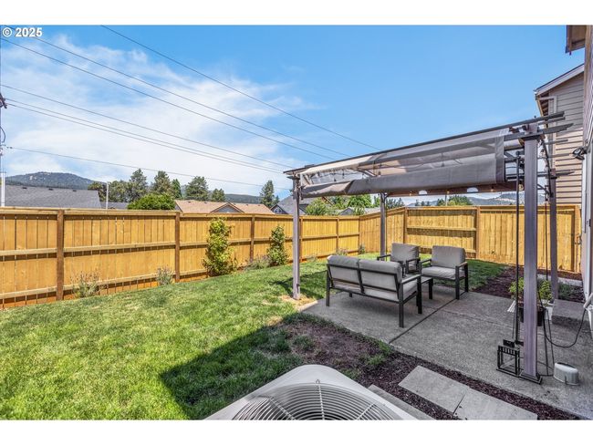 2666 26 Th Loop, House other with 4 bedrooms, 3 bathrooms and 2 parking in Springfield OR | Image 48