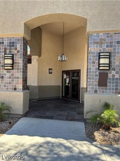 2247-9000 Las Vegas Boulevard, Las Vegas, NV, 89123 | Card Image
