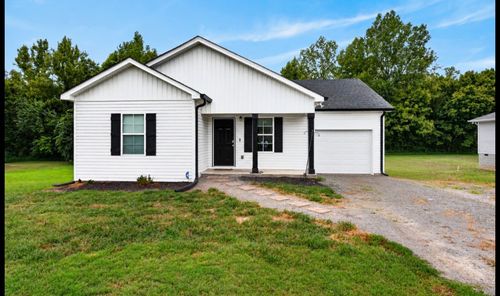 681 W Main St, Alexandria, TN, 37012-2173 | Card Image