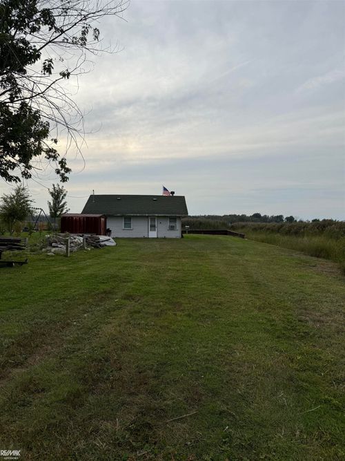 3660 Middle Channel Dr, Harsens Island, MI, 48028-9446 | Card Image