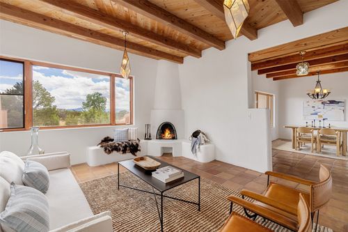 56 Balsa Rd, Santa Fe, NM, 87508-8736 | Card Image