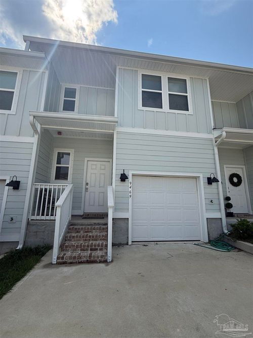 9469 Nature Creek Ln, Pensacola, FL, 32526-4597 | Card Image
