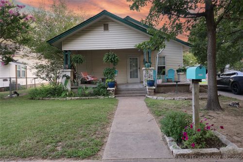 604 Miami Ave, McAlester, OK, 74501-6606 | Card Image