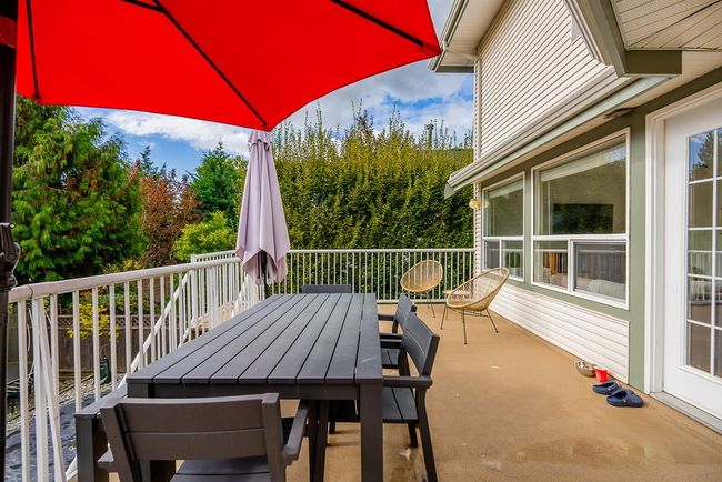 16930 58 A Avenue, House other with 4 bedrooms, 3 bathrooms and 6 parking in Surrey BC | Image 10