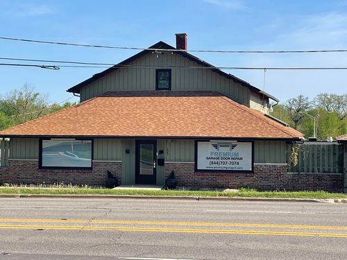 b-227 W Maple St, New Lenox, IL, 60451-1773 | Card Image