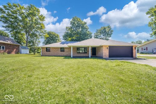 5576 N Heritage Ln, Alexandria, IN, 46001-8602 | Card Image
