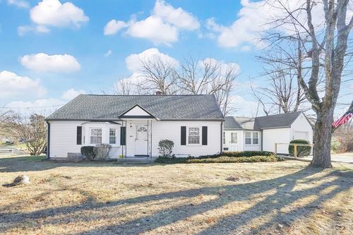 865 S Branch Pkwy, Springfield, MA, 01118-1929 | Card Image