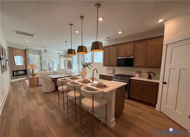 Photo includes virtual staging. | Image 5