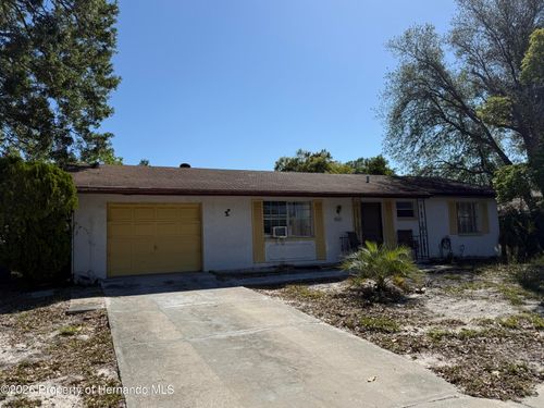 9249 Northcliffe Blvd, SPRING HILL, FL, 34606-1349 | Card Image
