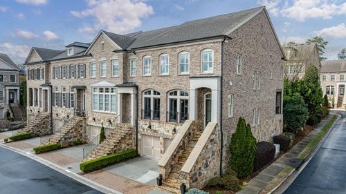 562 Tenby Ln, Marietta, GA, 30068-4208 | Card Image