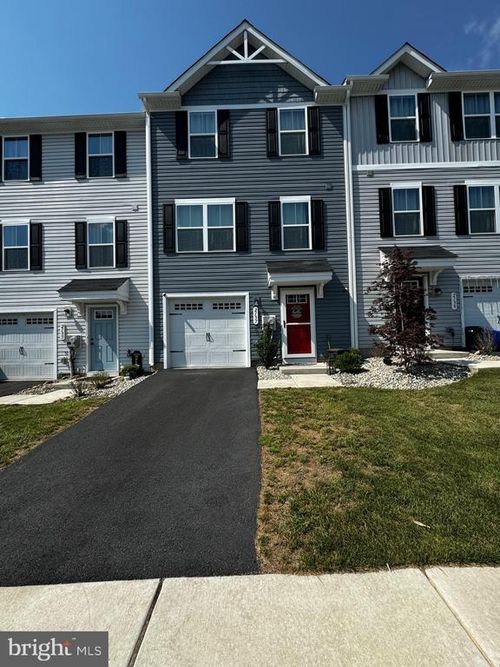 2137 Cross Country Road, NORTHAMPTON, PA, 18067 | Card Image