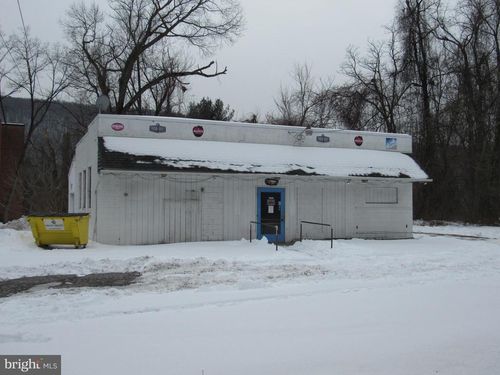 20 Main St, LYKENS, PA, 17048-1140 | Card Image