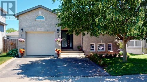 1452 Adams Ave, Kingston, ON, K7P0B6 | Card Image