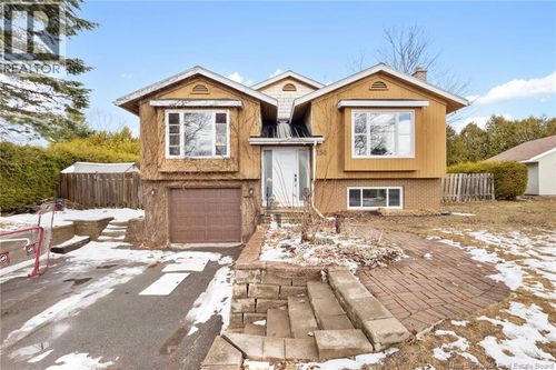 150 Piercy Cres, Fredericton, NB, E3B7G3 | Card Image