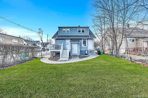 64 Prairie Ave, Suffern, NY, 10901-6230 | Card Image