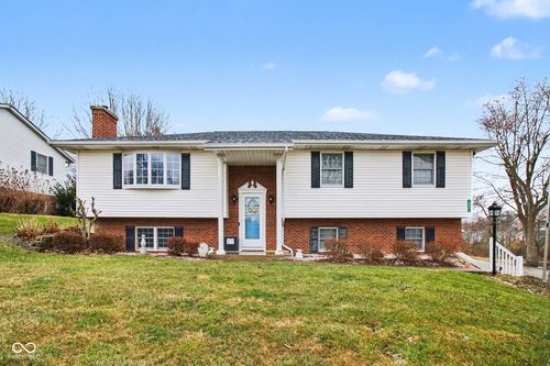 951 Tekulve Rd, Batesville, IN, 47006-8902 | Card Image