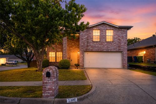 1301 Mill Xing, Garland, TX, 75040-7549 | Card Image
