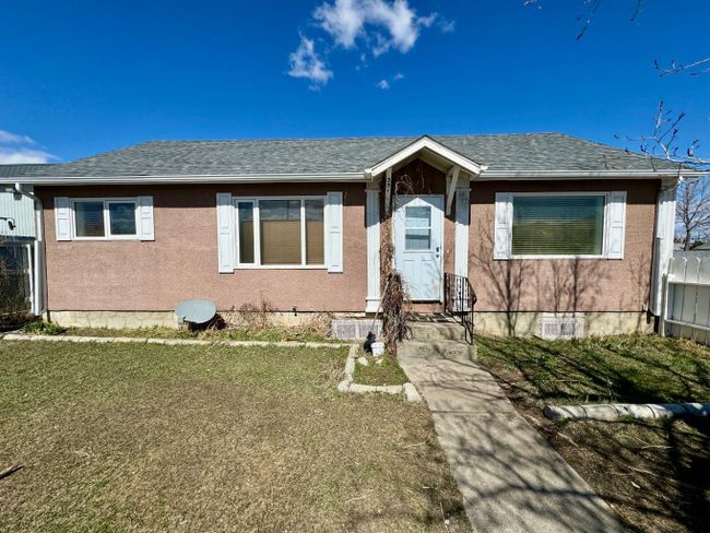 351 23 Street, Home with 2 bedrooms, 1 bathrooms and 4 parking in Fort Macleod AB | Image 18